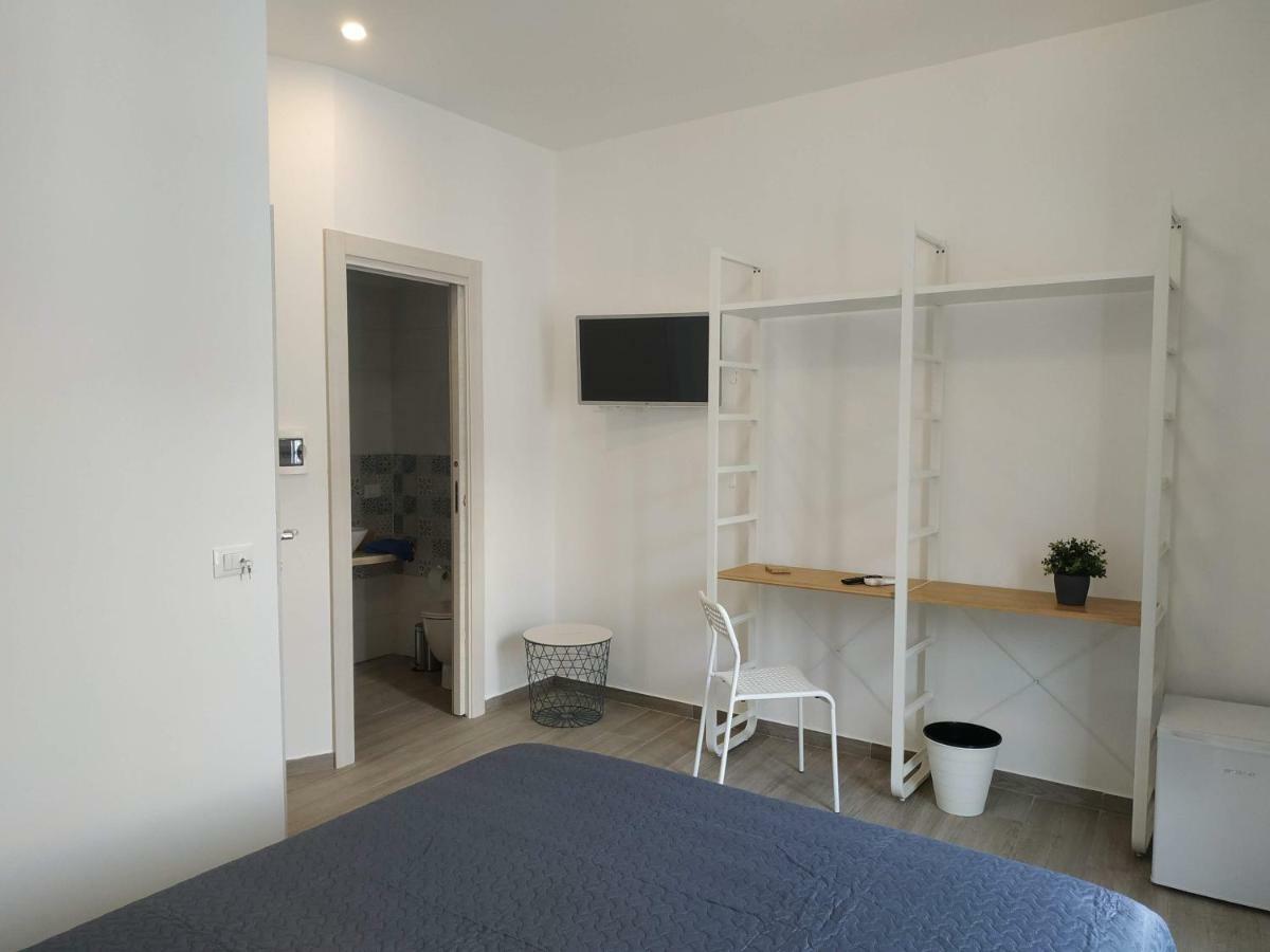 Marina Blu Rooms Кастеламаре дел Голфо Екстериор снимка