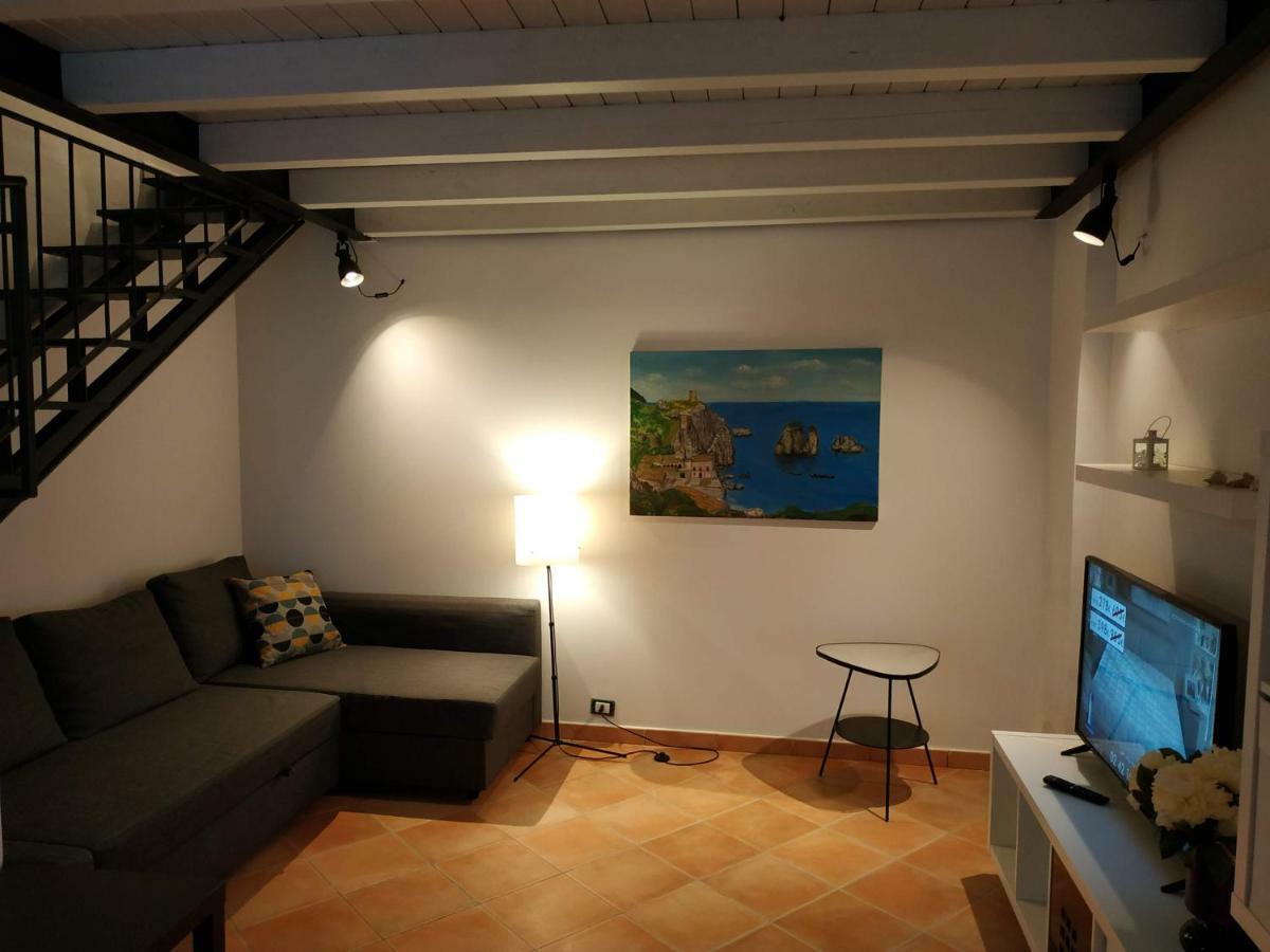Marina Blu Rooms Кастеламаре дел Голфо Екстериор снимка